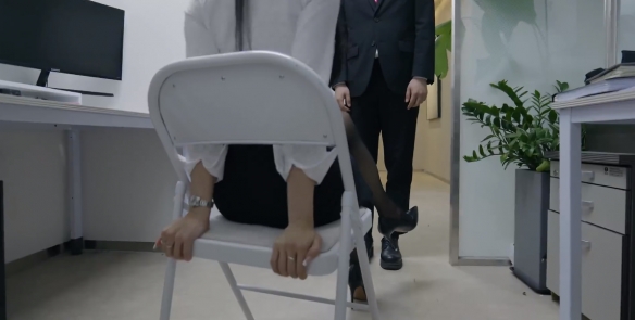 阿西美女室友竟然26