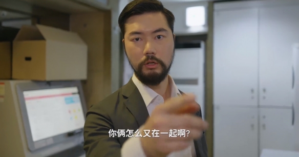 阿西美女室友竟然32